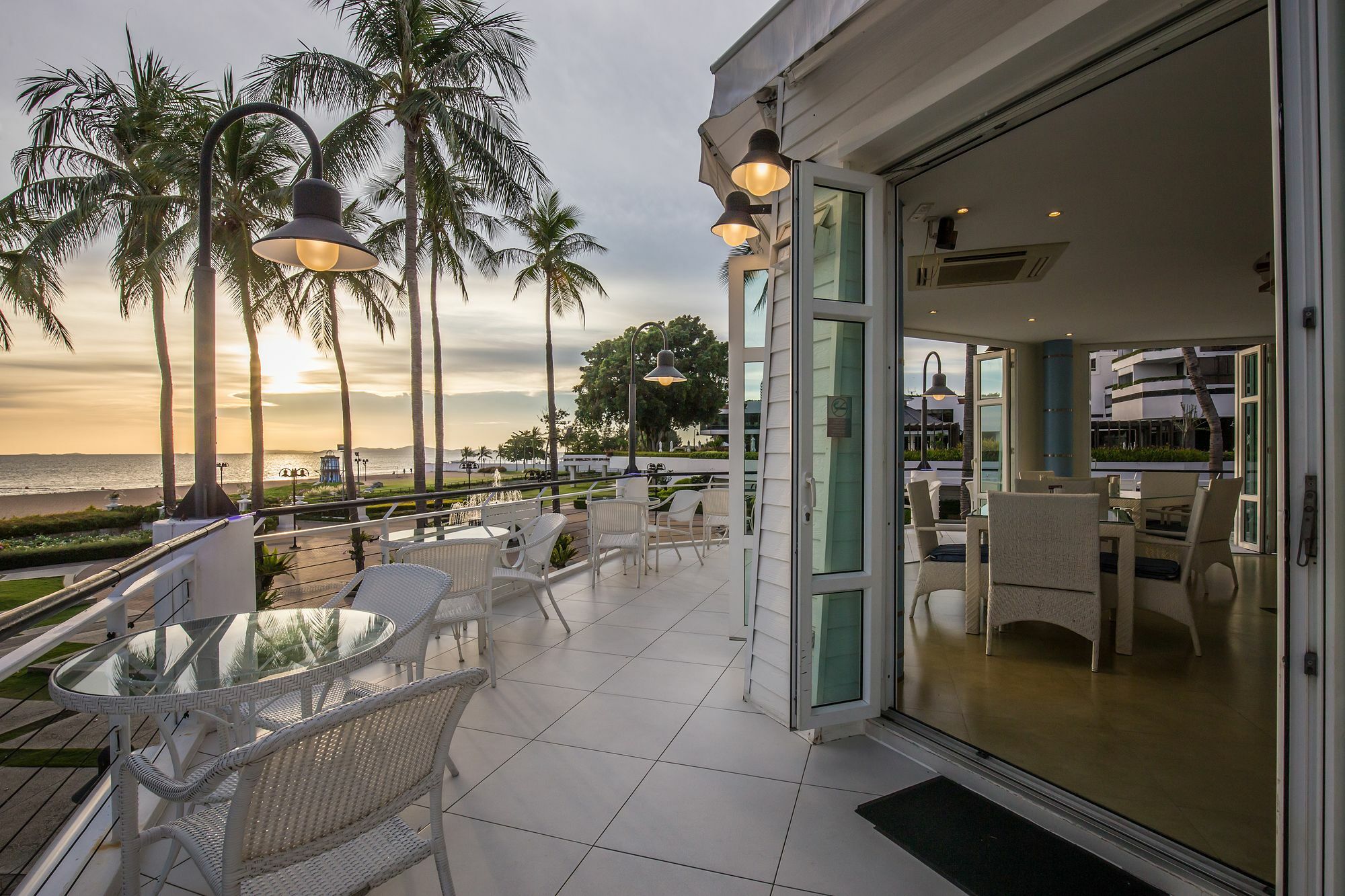 Ambassador City Jomtien Inn Wing Ban Nong Hin  Екстериор снимка
